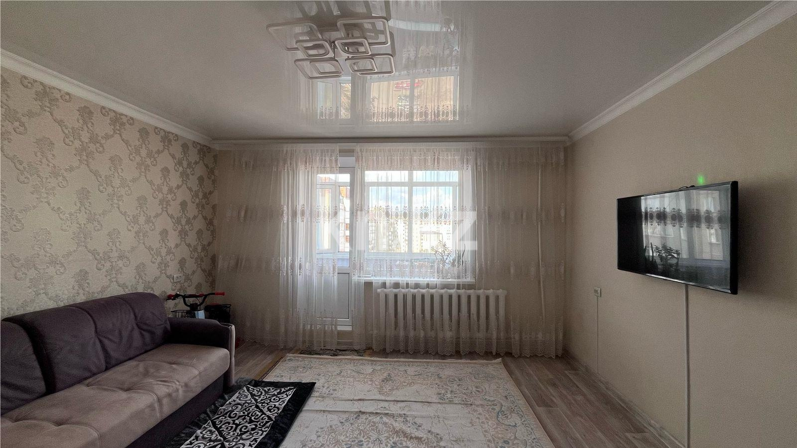 Продажа 3-комнатной квартиры, 64 м², мкр-н Голубые Пруды - Продажа квартир в Казахстане фото 1 из 11