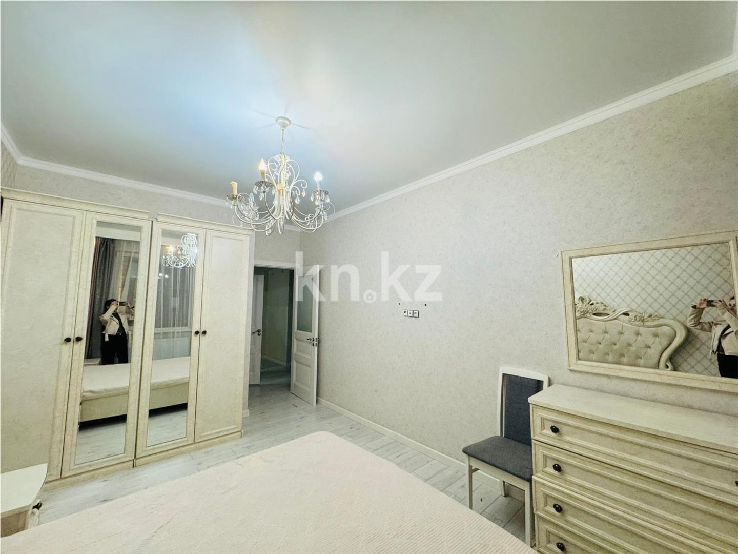 Продажа 3-комнатной квартиры, 85 м², ул. Аманжолова в Астане - фото 3