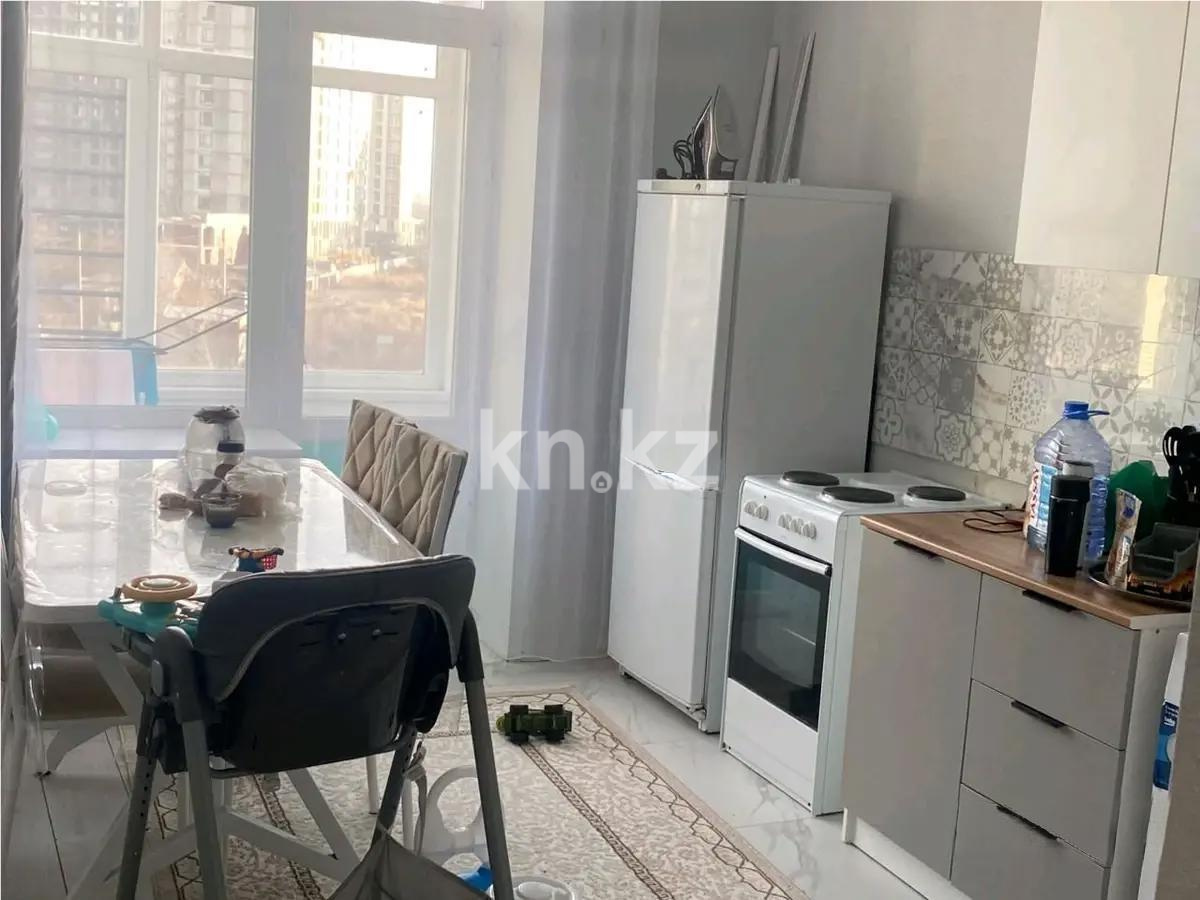 Продажа 1-комнатной квартиры, 39 м², ул. Е-181, дом  1 в Астане - фото 2