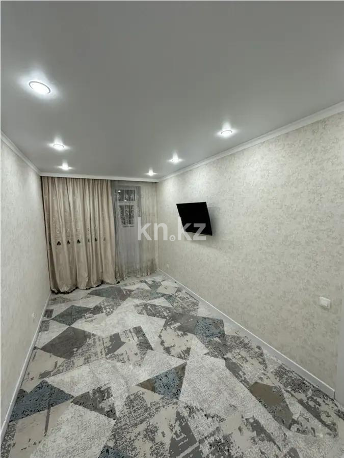 Продажа 3-комнатной квартиры, 63 м², ул. Нажимеденова в Астане