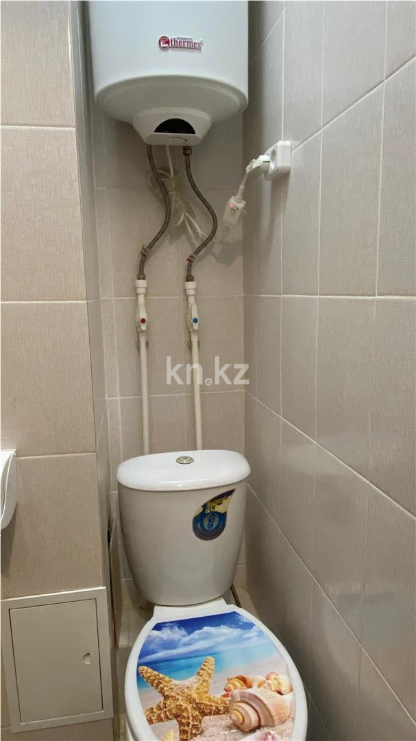 Продажа 3-комнатной квартиры, 61 м², ул. Муканова - Продажа  трехкомнатных квартир в Караганде фото 8 из 11