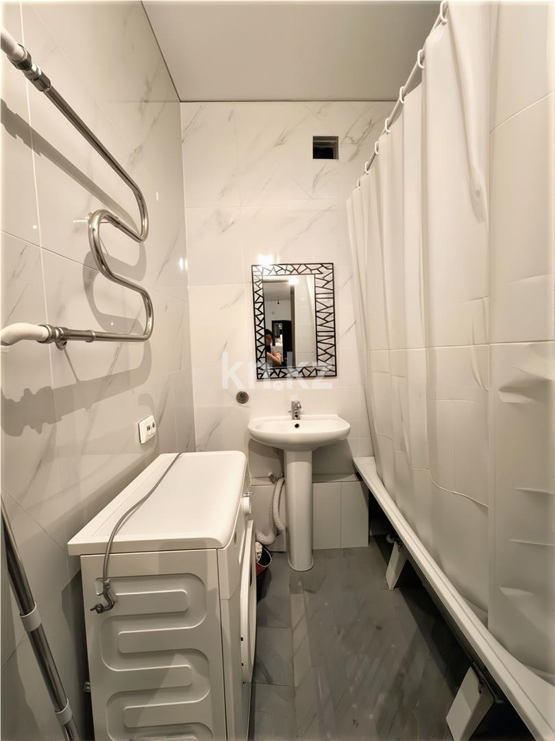 Продажа 2-комнатной квартиры, 67 м², ул. Момышулы, дом  28 - Продажа квартир в Караганде фото 7 из 10