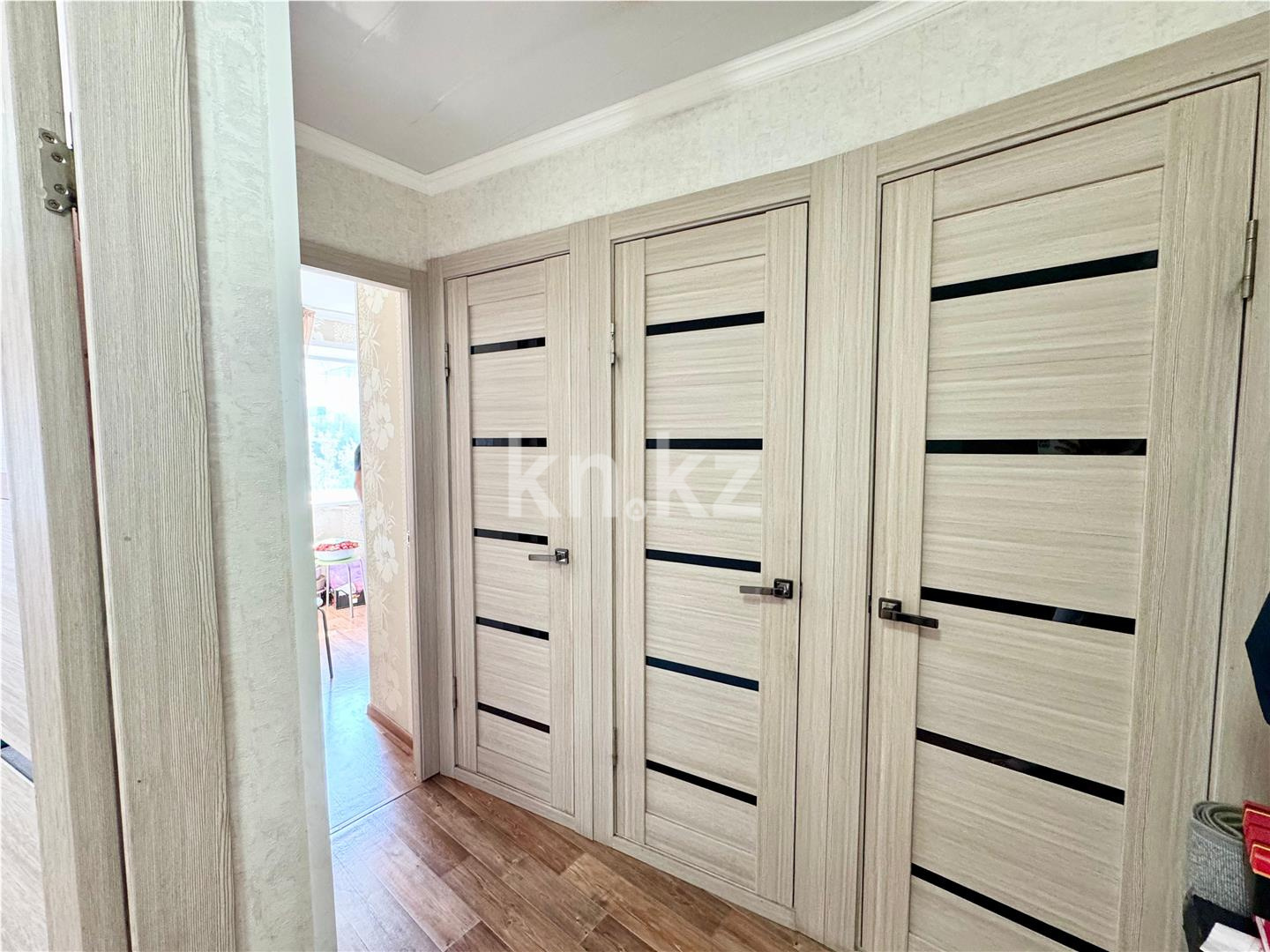 Продажа 2-комнатной квартиры, 43 м², ул. Университетская, дом  15 - Продажа  двухкомнатных квартир в Караганде фото 8 из 12