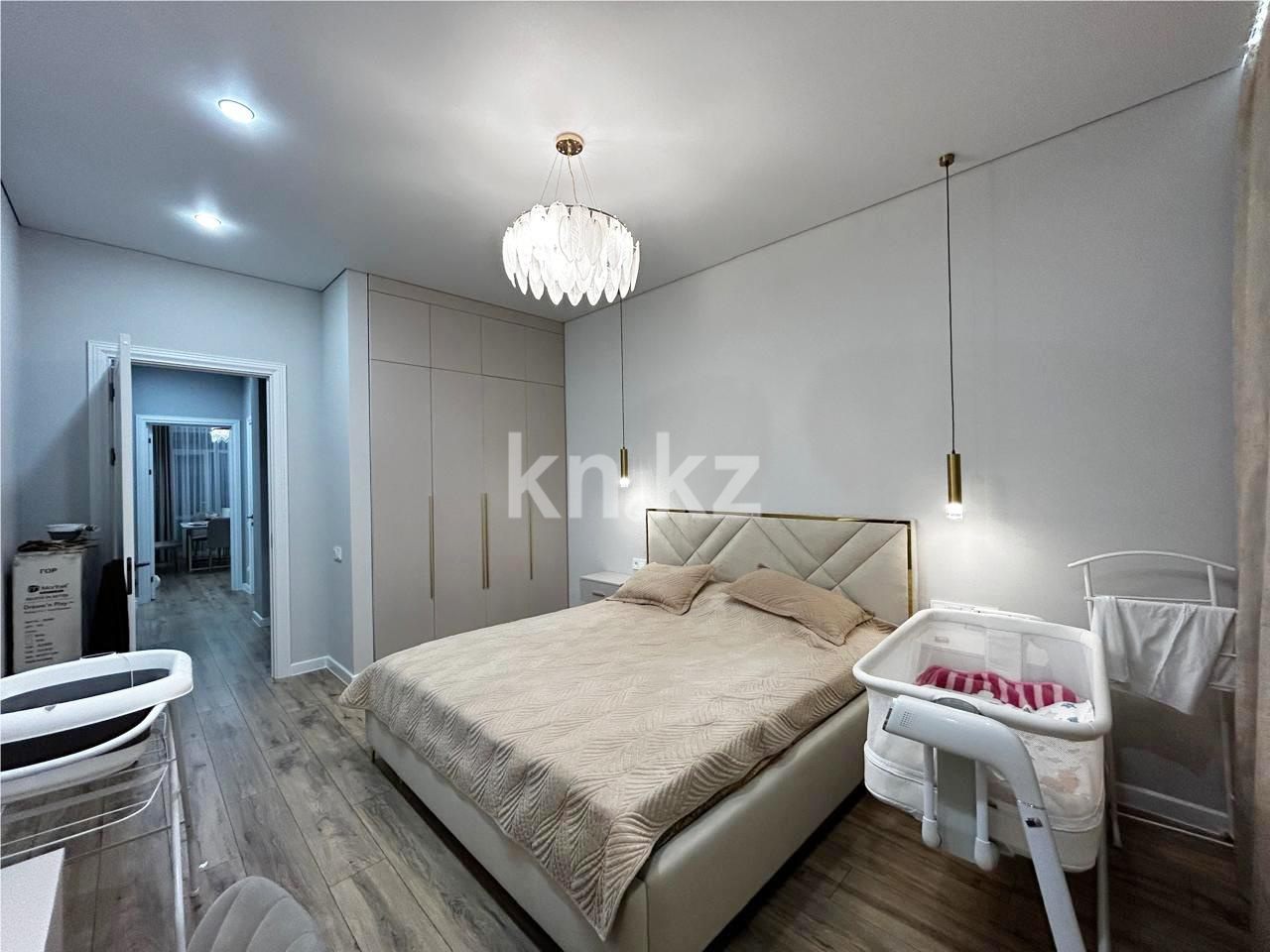 Продажа 3-комнатной квартиры, 83 м², ул. Муканова - Продажа  трехкомнатных квартир в Караганде фото 4 из 14