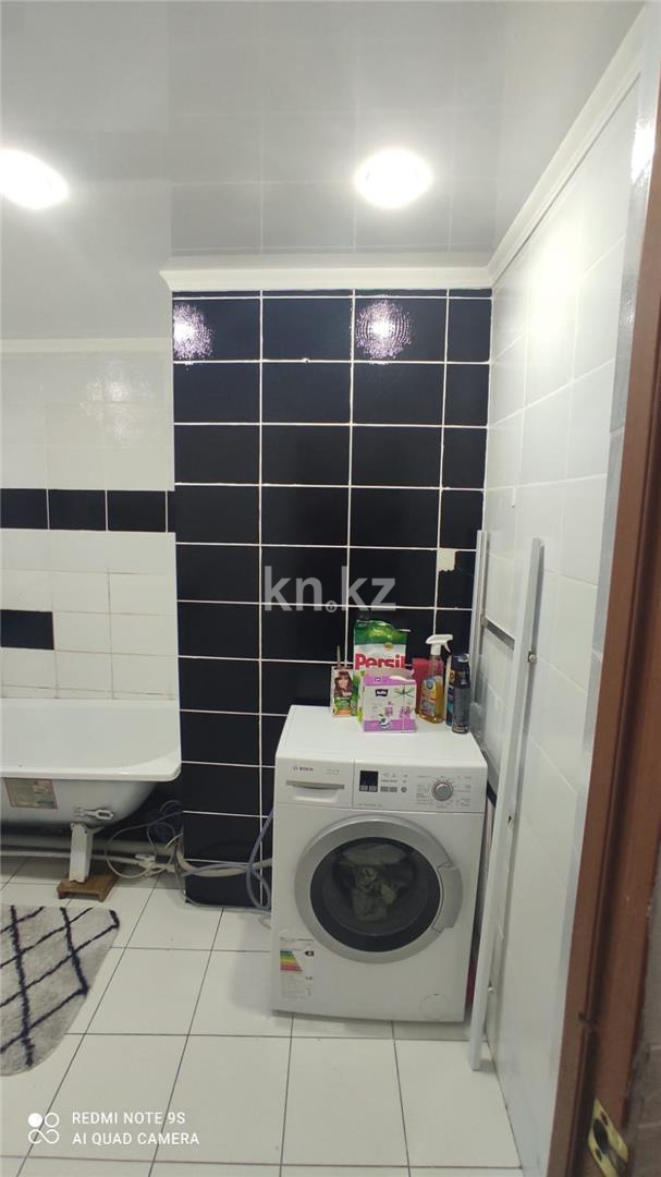 Продажа 3-комнатной квартиры, 60 м², ул. Жекибаева, дом  146 в Караганде - фото 5
