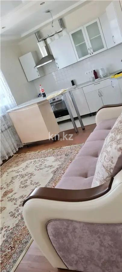 Продажа 3-комнатной квартиры, 70 м², пр. Улы Дала, дом  63 в Астане - фото 3