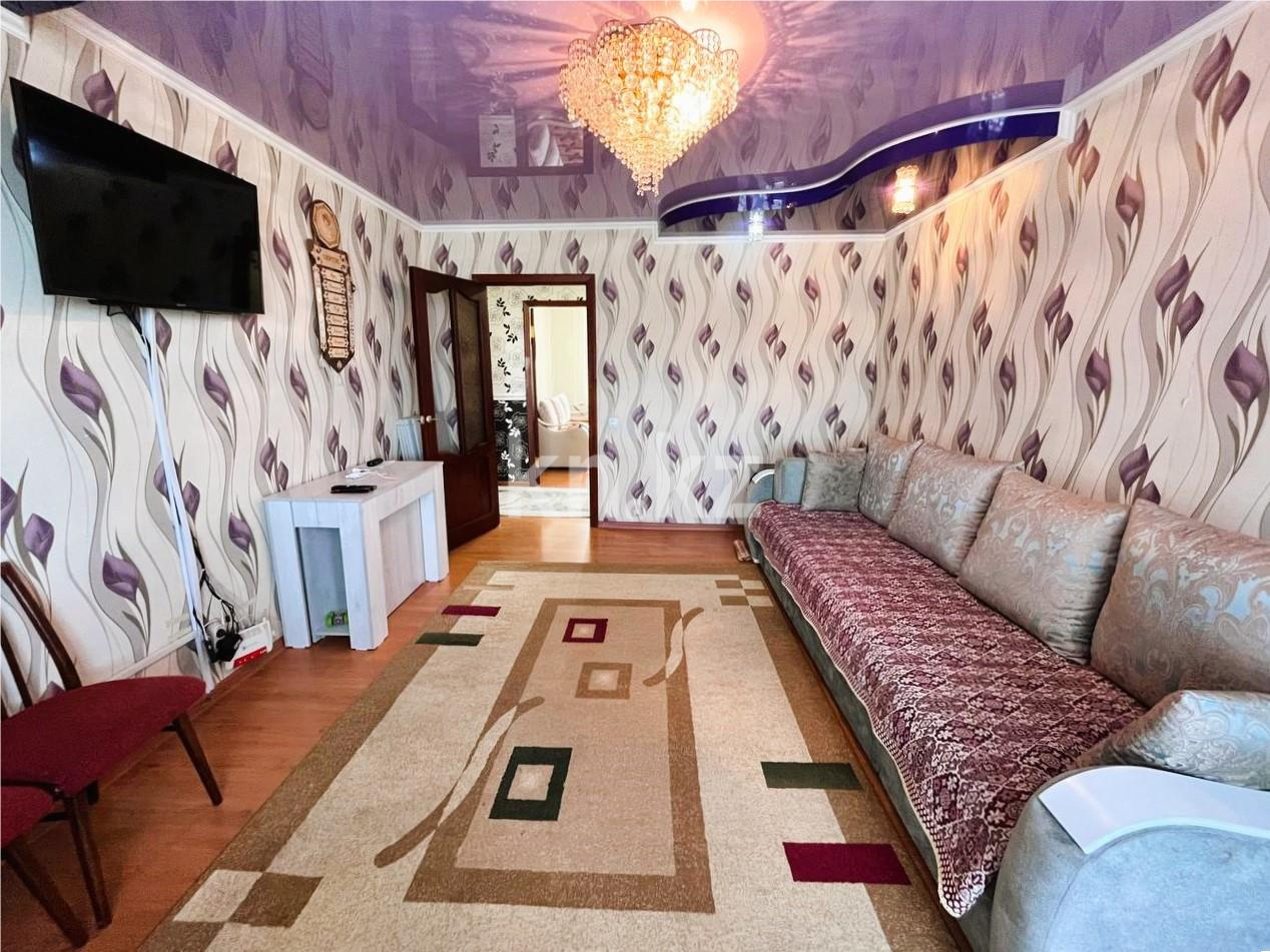 Продажа 3-комнатной квартиры, 63 м², мкр-н Мамраева (Восток-5) - Продажа  трехкомнатных квартир в Караганде фото 1 из 23