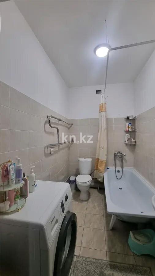 Продажа 2-комнатной квартиры, 66.5 м² в Алматы - фото 4