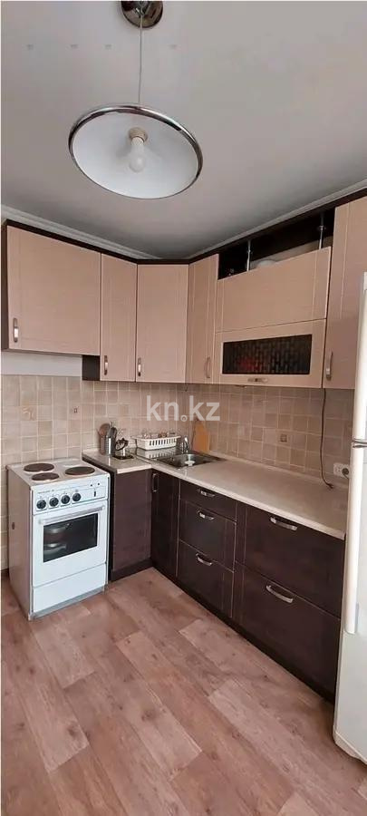 Продажа 2-комнатной квартиры, 52 м², ул. Дюсембекова, дом  49 в Караганде - фото 3