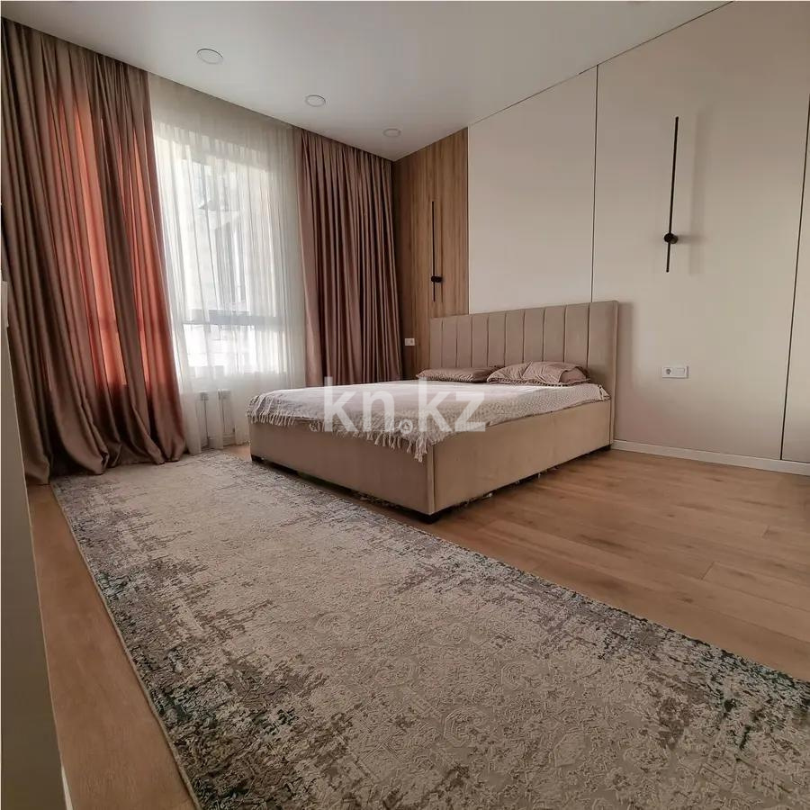 Продажа 3-комнатной квартиры, 92 м², ул. Утеген батыра, дом  11в в Алматы - фото 2