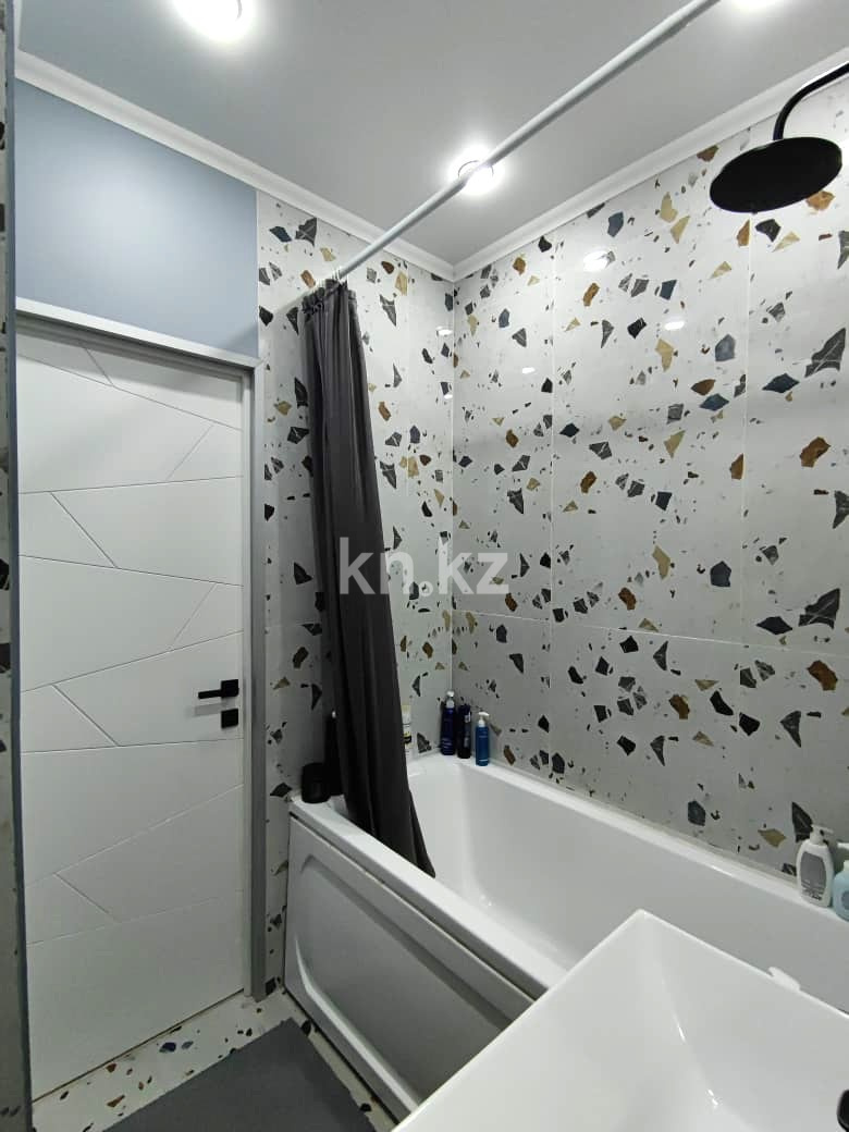 Продажа 3-комнатной квартиры, 76 м² - Продажа трехкомнатных квартир в Караганде фото 24 из 35