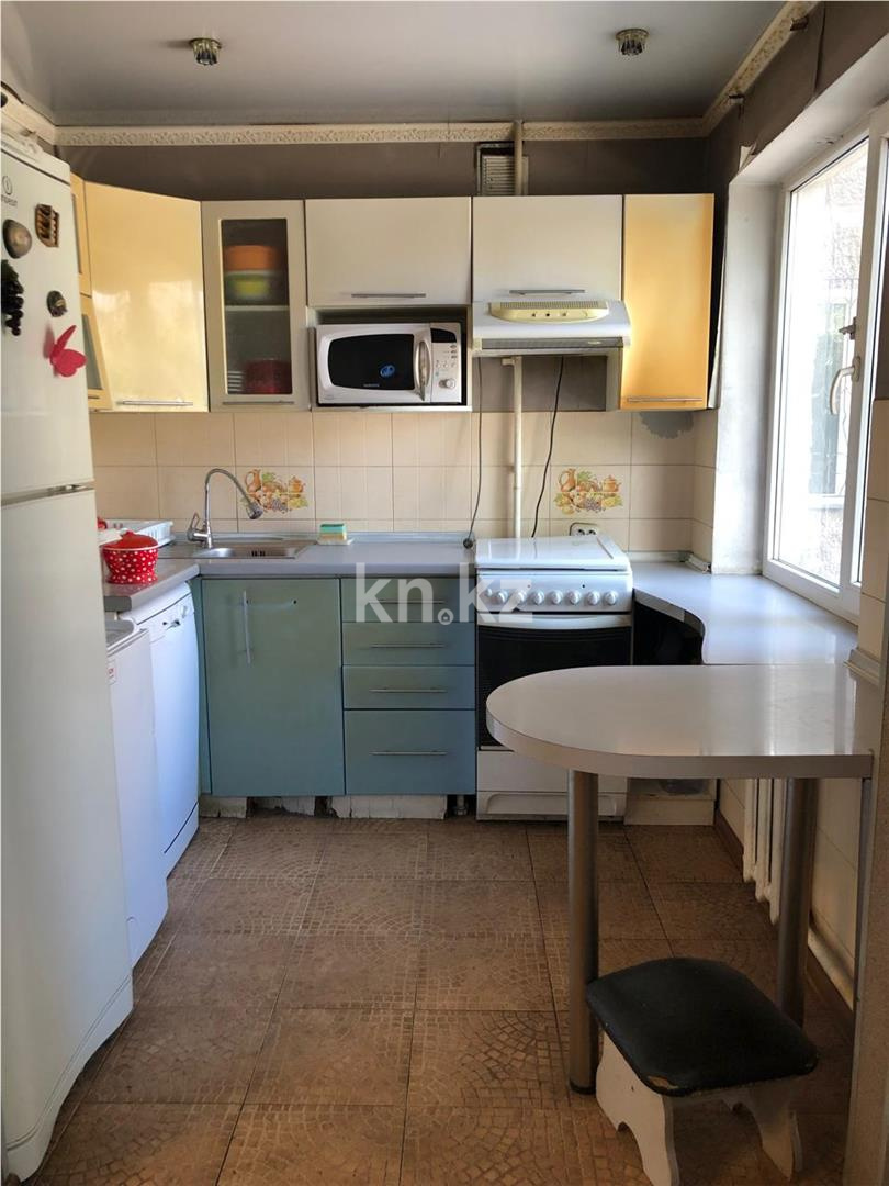 Продажа 4-комнатной квартиры, 76 м², 2 кв-л в Караганде - фото 9