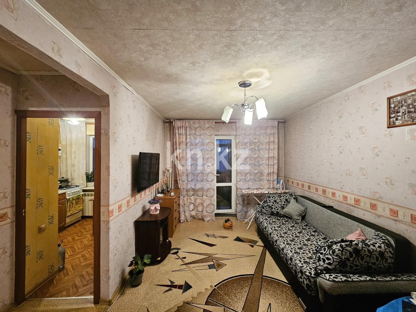 Продажа 1-комнатной квартиры, 32 м² - Аренда квартир посуточно в Карагандинской области фото 1 из 18