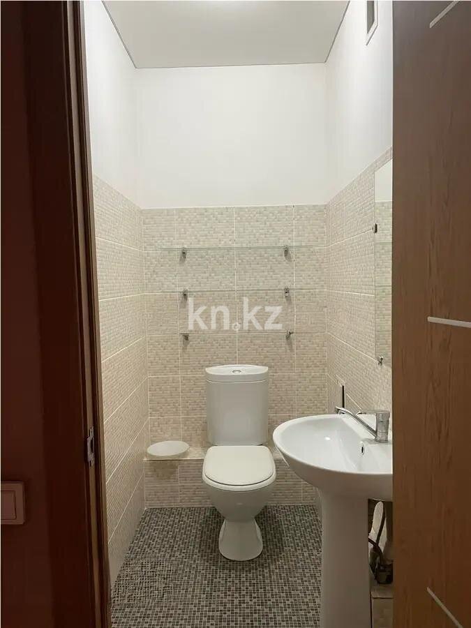Продажа 2-комнатной квартиры, 58.8 м² в Алматы - фото 4