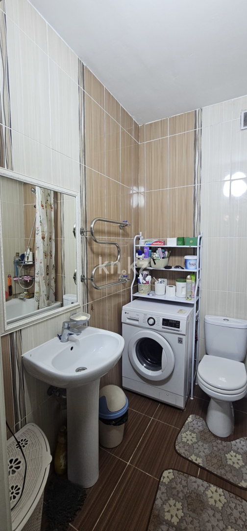 Продажа 2-комнатной квартиры, 65 м², ул. Толе би, дом  273 в Алматы - фото 6