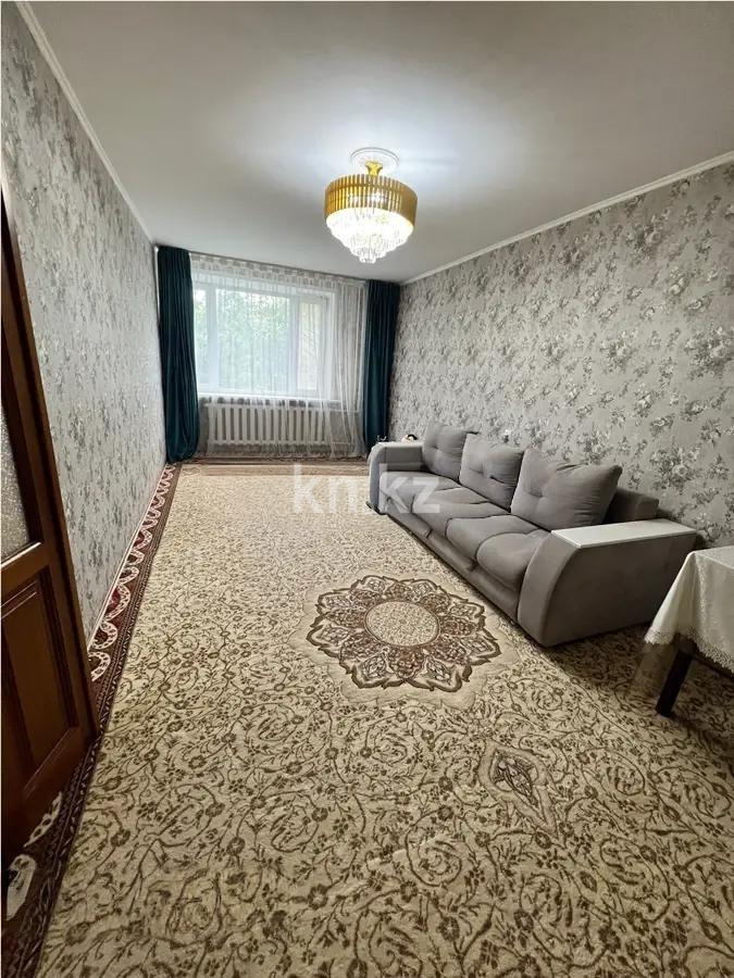 Продажа 3-комнатной квартиры, 73 м², ул. Дюсембекова, дом  2 - Продажа  трехкомнатных квартир в Караганде без посредников с фото фото 1 из 8