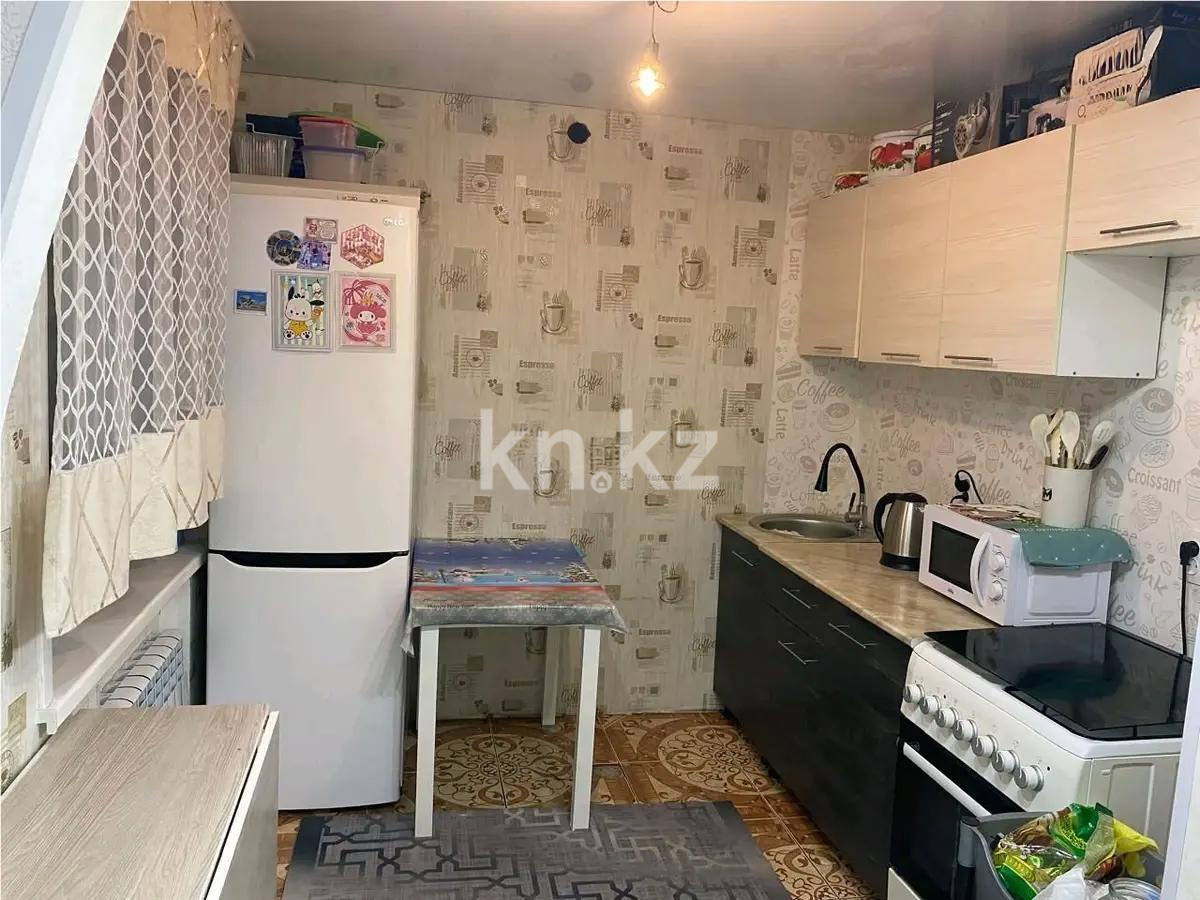 Продажа 2-комнатной квартиры, 44 м², мкр-н 14, дом  22 в Караганде - фото 3