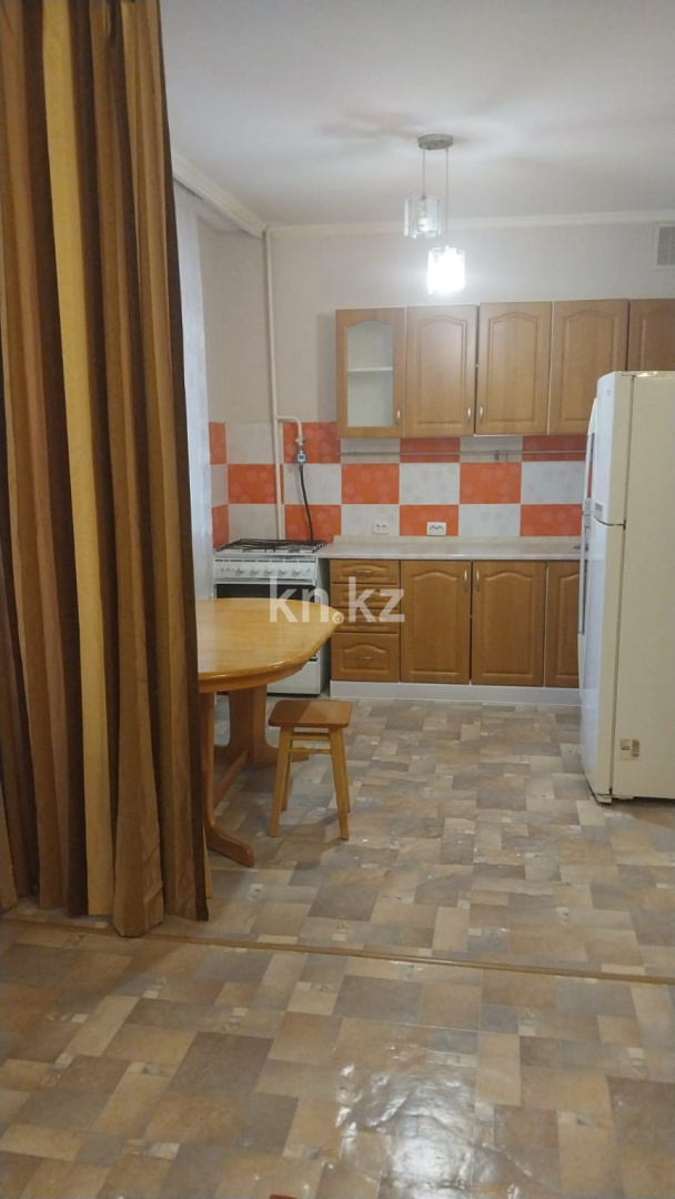 Аренда 2-комнатной квартиры, 70 м² - Продажа офисных и торговых помещений в Карагандинской области фото 1 из 13