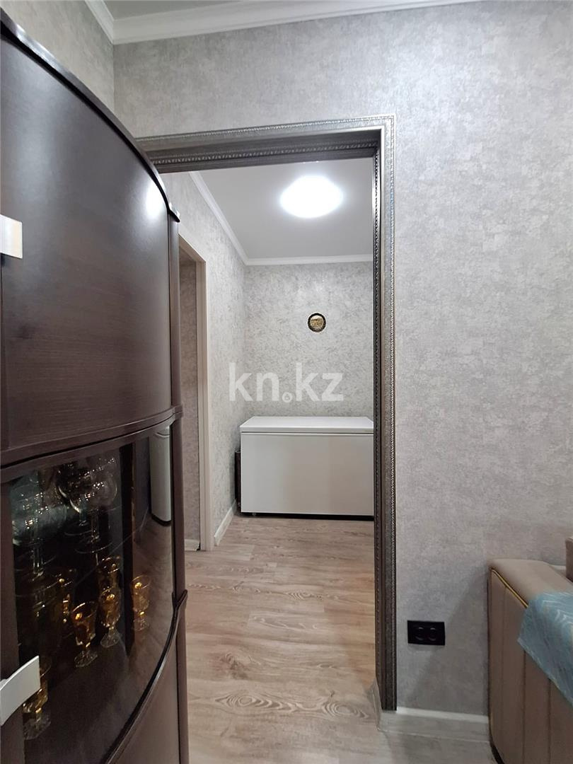 Продажа 3-комнатной квартиры, 55 м², 11 кв-л - Продажа  трехкомнатных квартир в Караганде фото 8 из 13