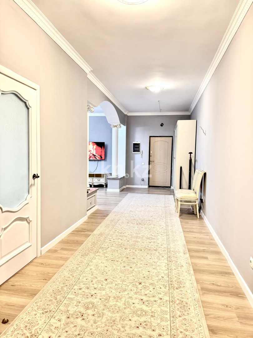 Продажа 3-комнатной квартиры, 130 м², ул. Достык, дом  13 в Астане - фото 7
