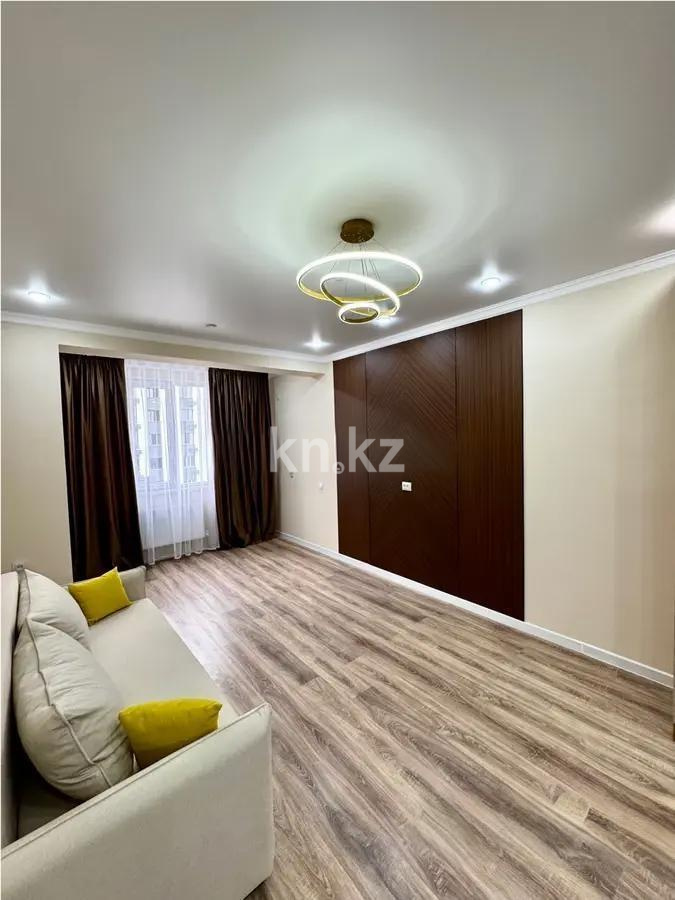 Продажа 1-комнатной квартиры, 28 м², ул. Омарова, дом  1 в Алматы