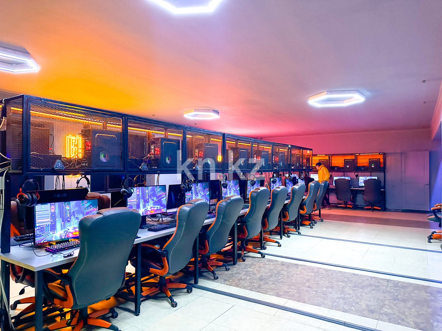 Продажа , 150 м², ул. Менделеева, дом  59а - Продажа действующего бизнеса в Алматы с фото фото 7 из 21