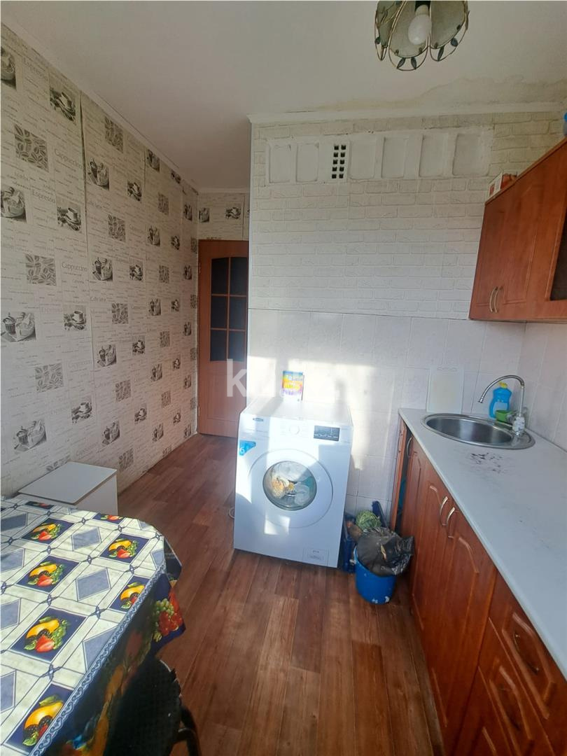Продажа 4-комнатной квартиры, 61 м², мкр-н 16 - Продажа  четырехкомнатных квартир в Караганде фото 1 из 14