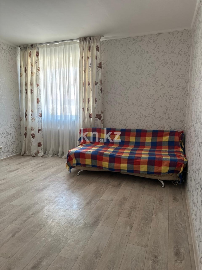 Аренда 1-комнатной квартиры, 40 м² в Астане