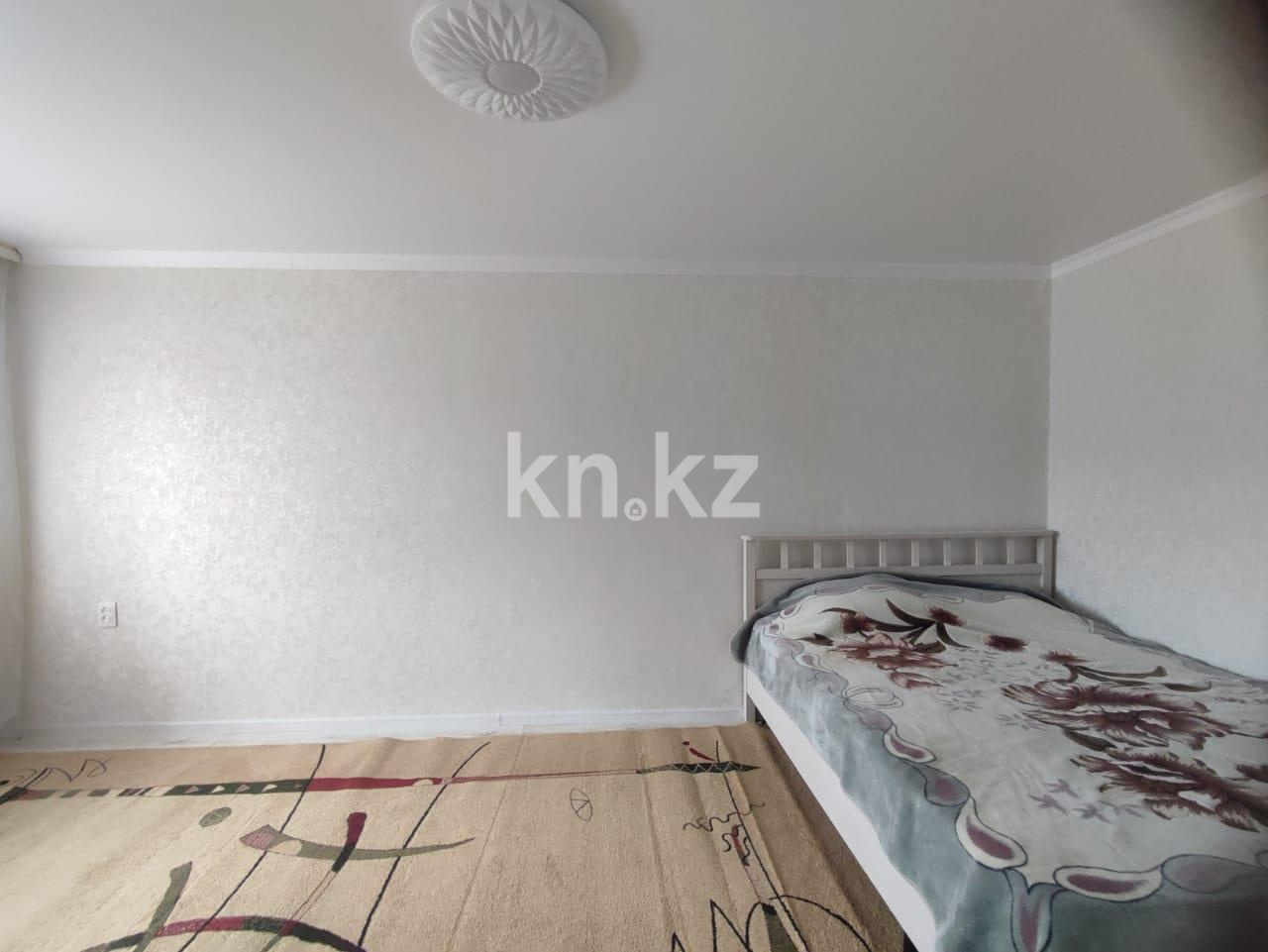 Продажа 1-комнатной квартиры, 30 м², ул. Зелинского - Продажа  однокомнатных квартир в Караганде с фото фото 3 из 9