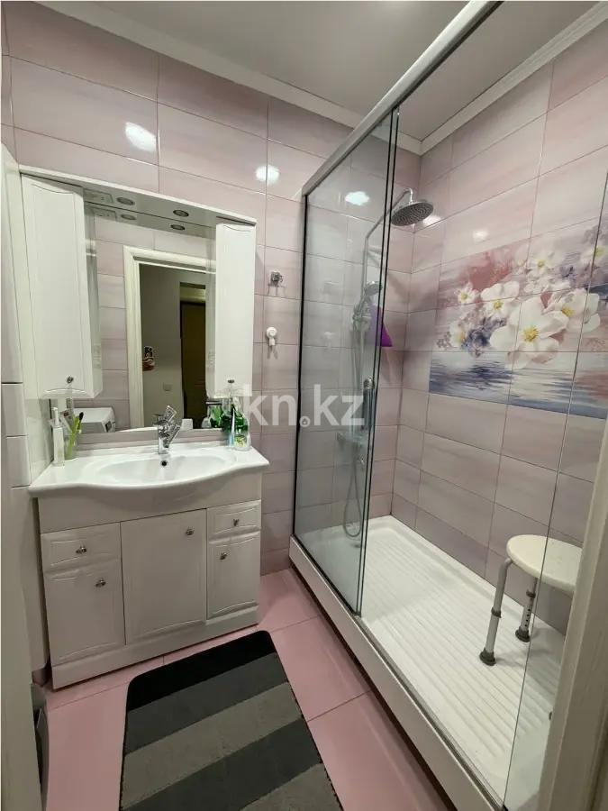 Продажа 2-комнатной квартиры, 65 м² в Алматы - фото 3