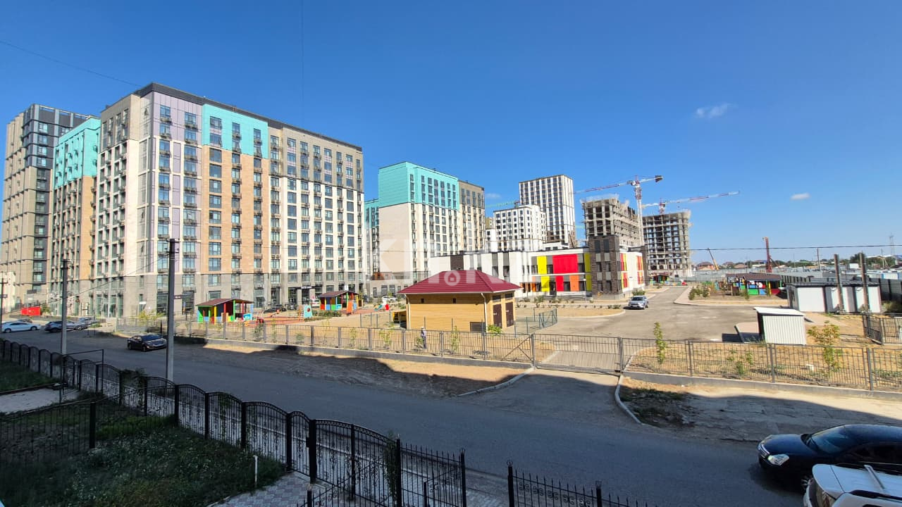 Продажа 4-комнатной квартиры, 123 м², мкр-н Сарыарка, дом  39 - Продажа и аренда недвижимости в Атырау фото 28 из 38