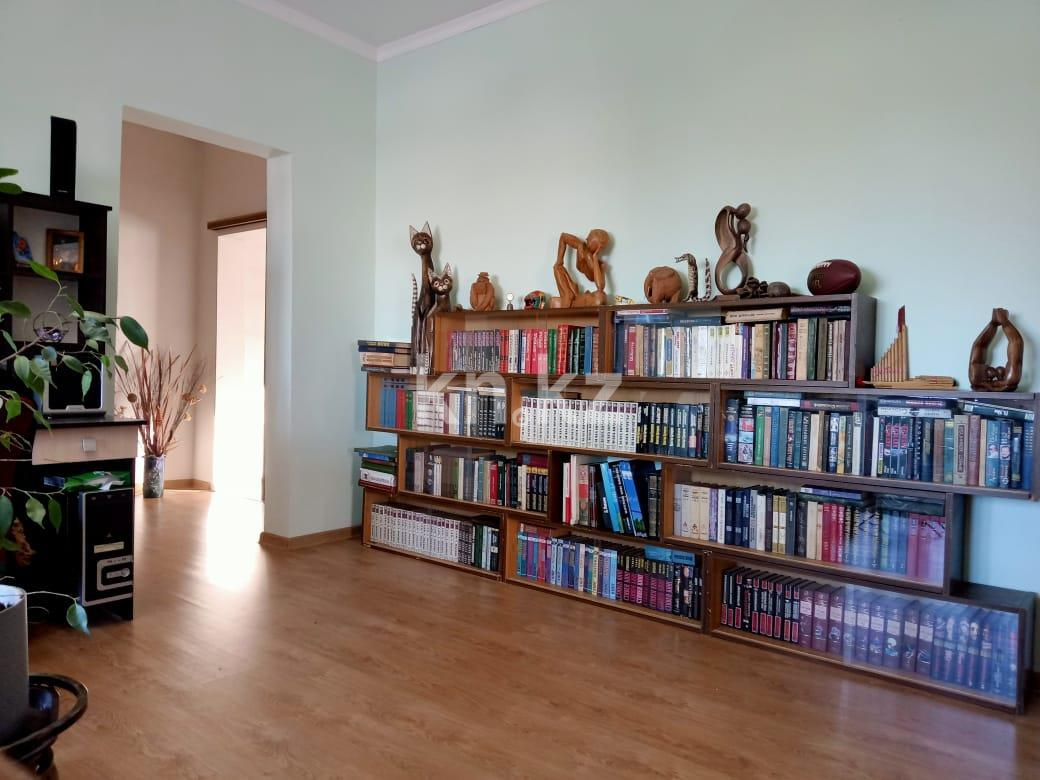 Продажа 5-комнатного дома, 274.6 м², ул. Доскея - Продажа домов, коттеджей в Караганде фото 9 из 26