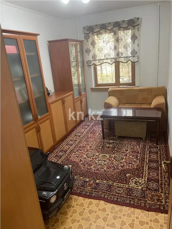 Продажа 3-комнатной квартиры, 58 м², ул. Тургута Озала, дом  242 в Алматы - фото 3