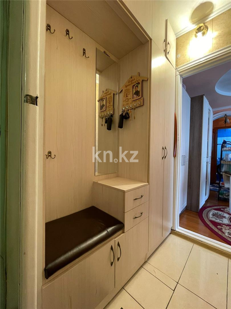 Продажа 4-комнатной квартиры, 75 м², мкр-н Степной-4 - Продажа  четырехкомнатных квартир в Караганде фото 8 из 9