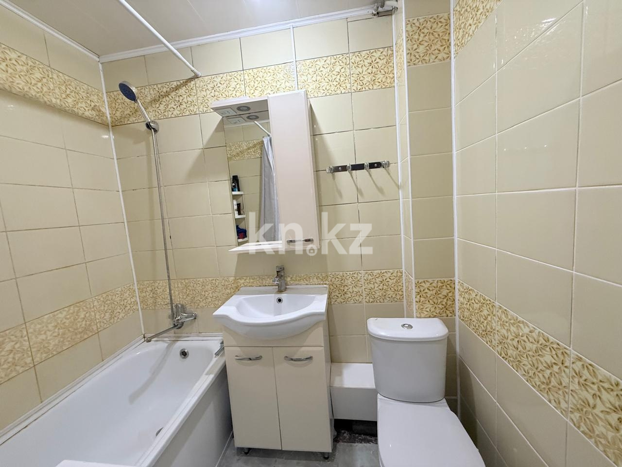 Продажа 2-комнатной квартиры, 45.3 м² - Продажа жилой и коммерческой недвижимости в Уральске фото 7 из 14