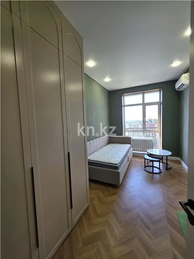 Продажа 3-комнатной квартиры, 60 м² - Продажа квартир в Караганде - страница 2 фото 2 из 8