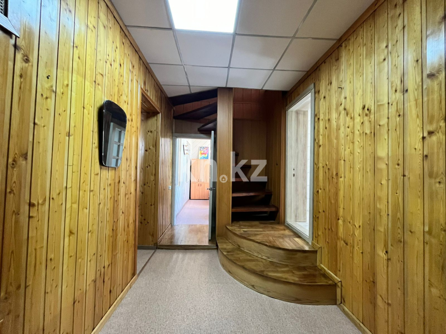 Аренда 5-комнатного дома, 145 м², пр. Бухар-жырау - Аренда домов в Караганде фото 15 из 21