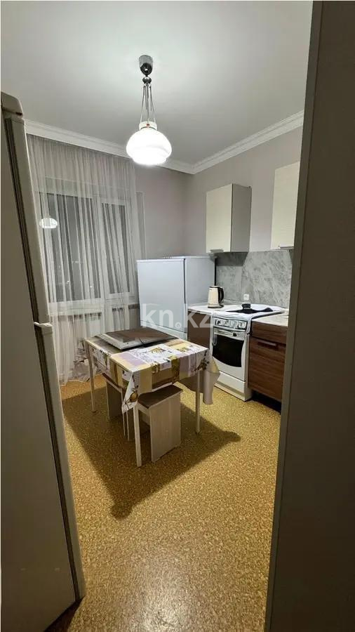 Продажа 1-комнатной квартиры, 38 м², пр. Абылай хана, дом  5/3 в Астане - фото 2