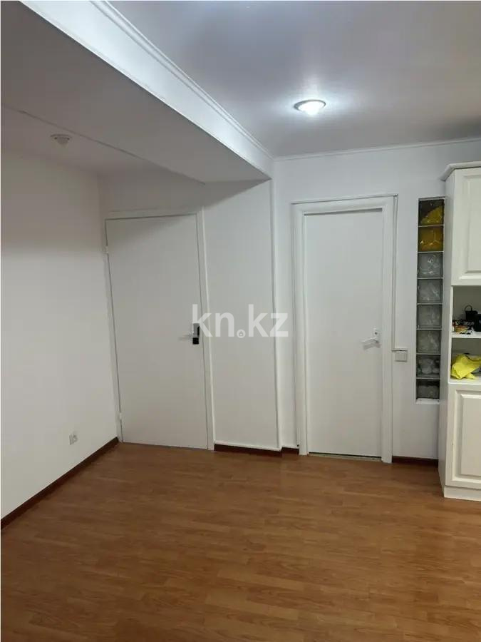 Продажа 3-комнатной квартиры, 95 м², ул. Шевченко, дом  44а - Аренда квартир помесячно в Актау фото 1 из 2