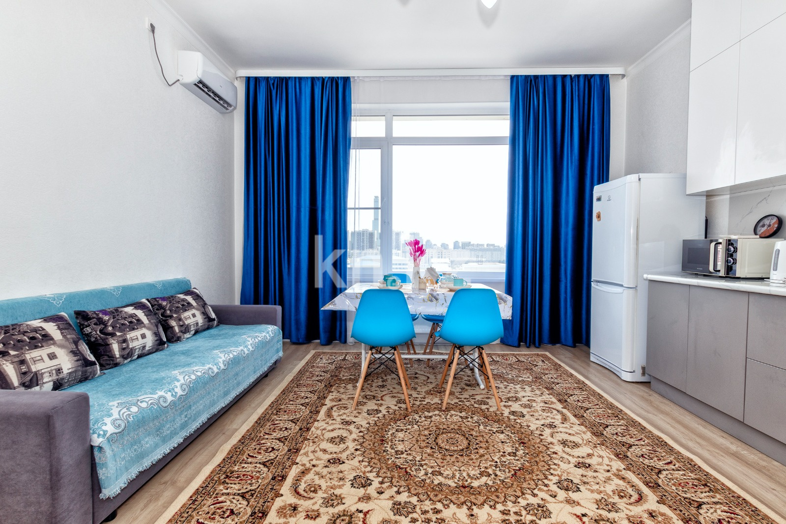 Аренда 2-комнатной квартиры посуточно, 50 м², пр. Туран, дом  43 - ул. Сыганак - Аренда квартир посуточно в Астане без посредников фото 3 из 8