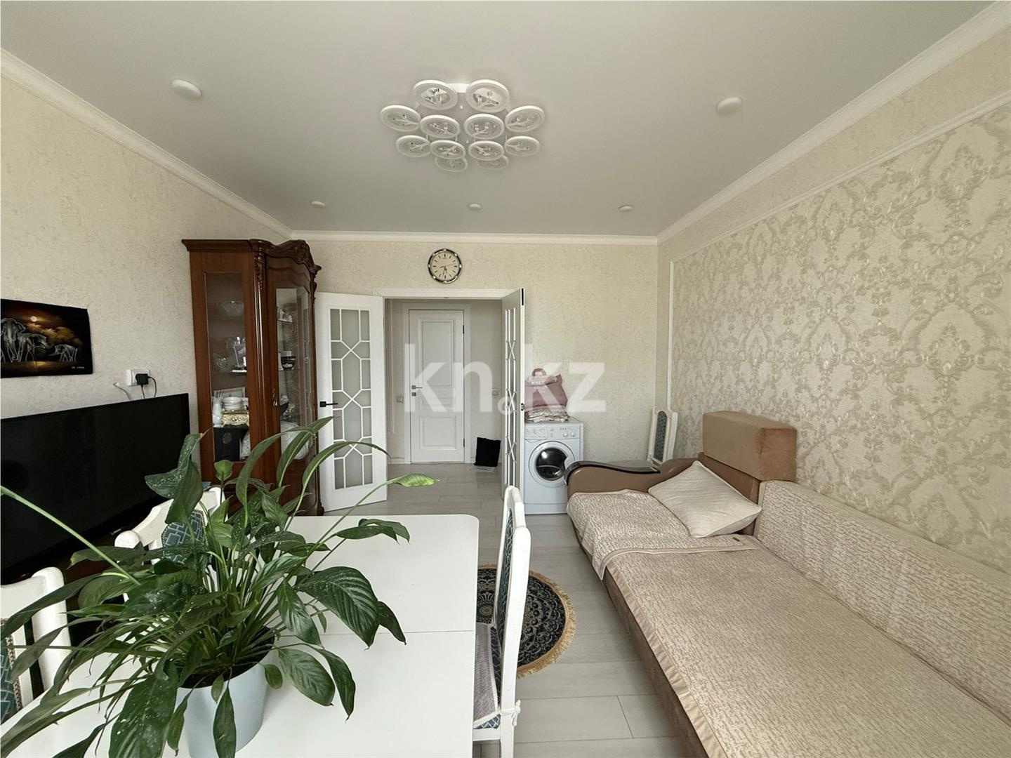 Продажа 3-комнатной квартиры, 80 м², ул. Мухамедханова - Продажа квартир в Астане фото 1 из 16