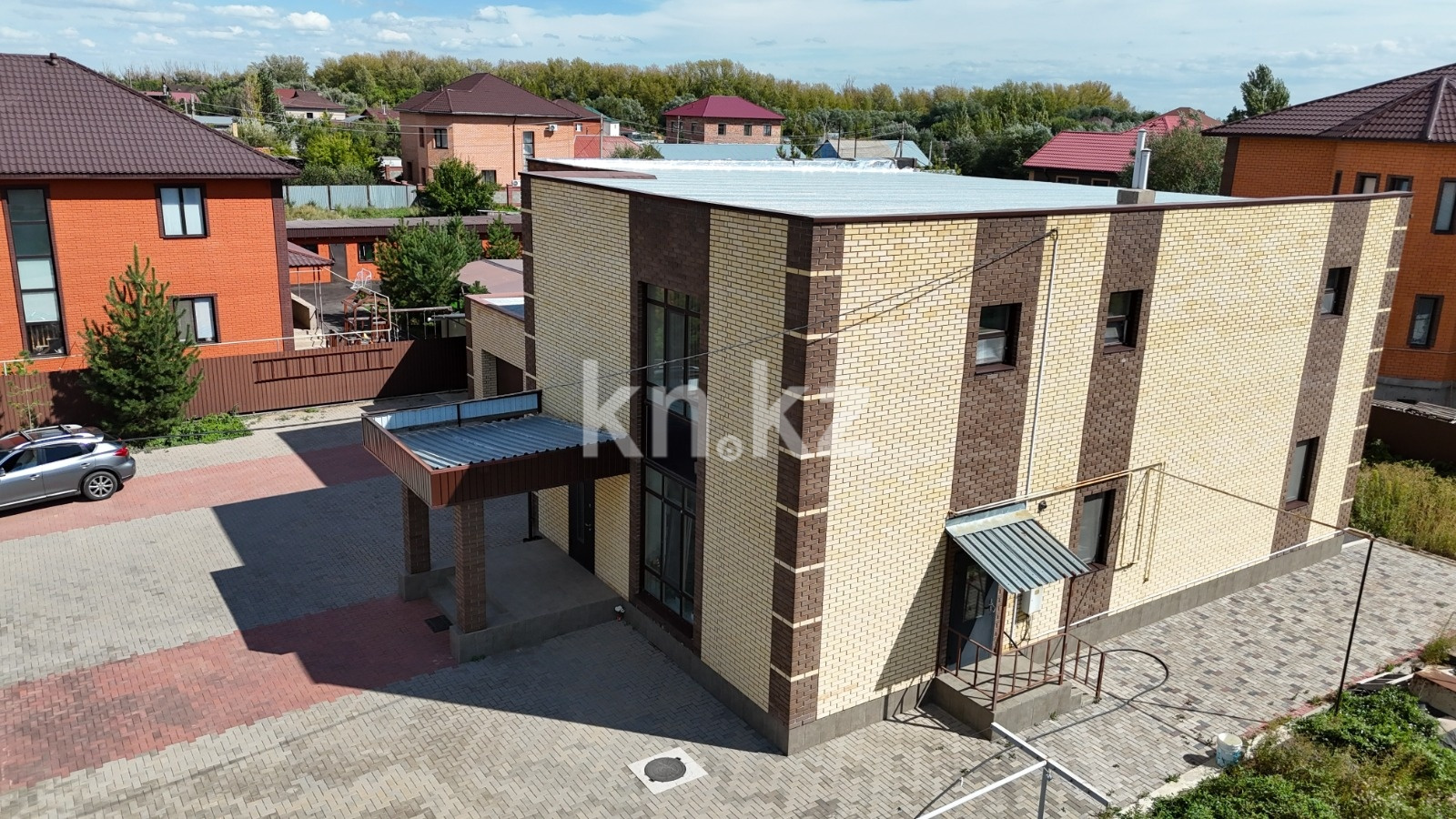 Продажа 7-комнатного дома, 410 м² - Продажа домов, коттеджей в Казахстане - страница 4 фото 30 из 38
