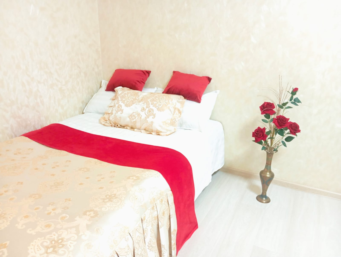 Аренда 1-комнатной квартиры посуточно, 33 м², ул. Ауэзова, дом  134 - ул. Тимирязева - Аренда квартир посуточно в Алматы с фото фото 1 из 4