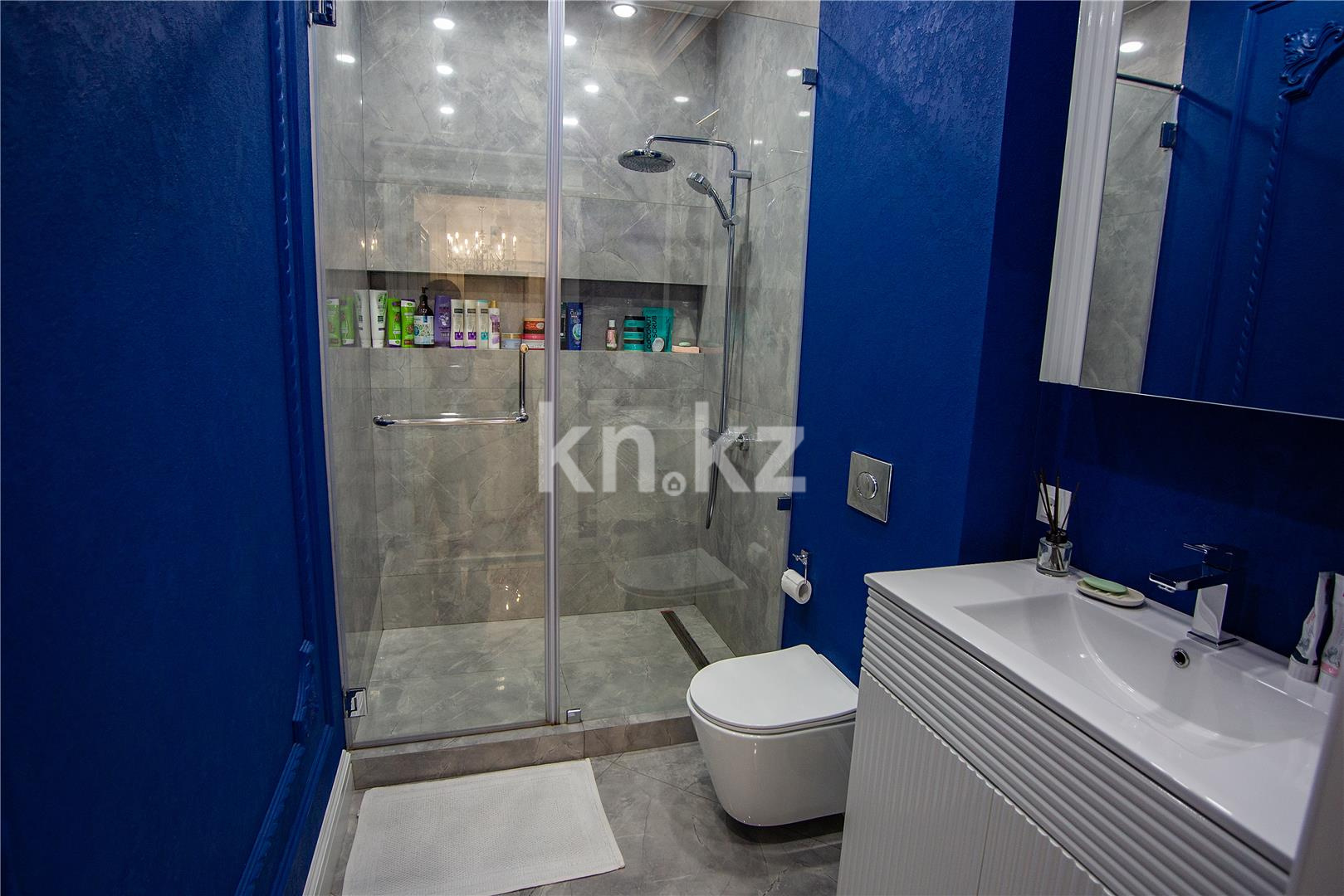 Продажа 4-комнатной квартиры, 154 м², ул. Аманжолова в Караганде - фото 6