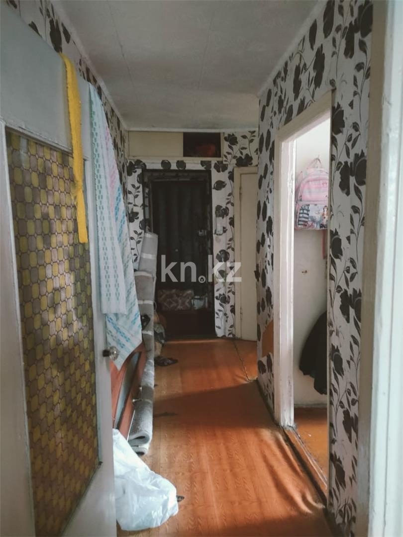 Продажа 3-комнатной квартиры, 52 м², ул. Дружбы - Продажа  трехкомнатных квартир в Караганде фото 8 из 11