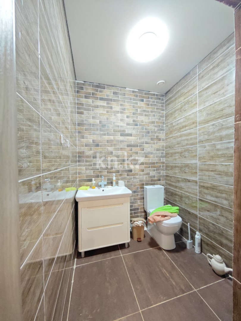 Продажа 7-комнатного дома, 450 м² в Караганде - фото 9