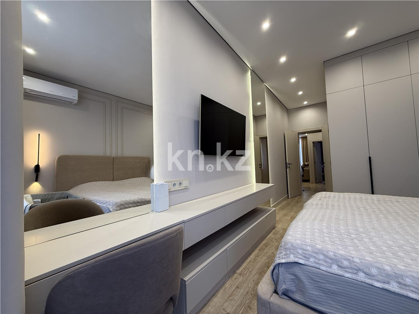 Продажа 3-комнатной квартиры, 88 м², ул. Букетова, дом  3/4 - Продажа квартир в Караганде фото 11 из 36