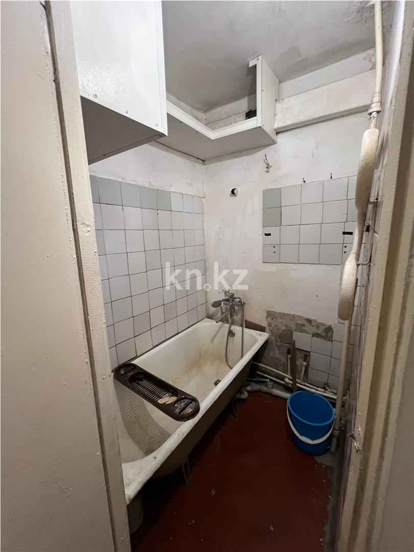 Продажа 2-комнатной квартиры, 55 м² - Продажа квартир в Караганде - страница 2 фото 10 из 16