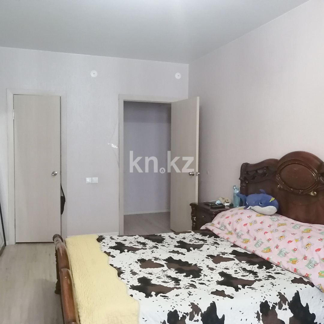 Продажа 3-комнатной квартиры, 94.9 м² - Продажа жилой и коммерческой недвижимости в Усть-Каменогорске фото 9 из 25