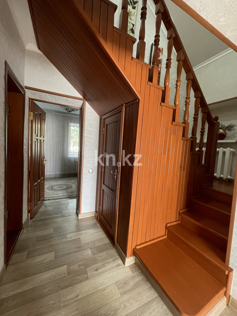 Продажа 4-комнатного дома, 140 м², ул. Ярославская, дом  109 - Продажа и аренда недвижимости в Усть-Каменогорске фото 10 из 32